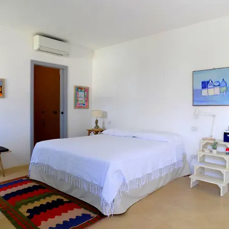 Puglia Tra Mare E Campagna Конверсано