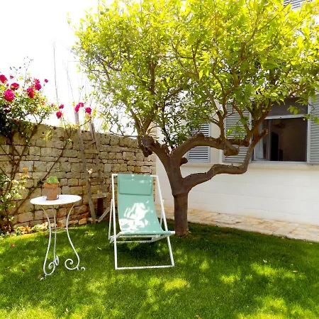 Puglia Tra Mare E Campagna Апартаменты *
