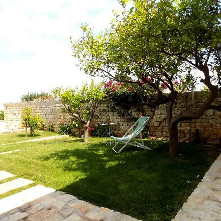 Puglia Tra Mare E Campagna